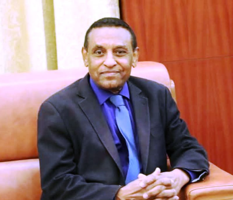 كامل-إدريس-1